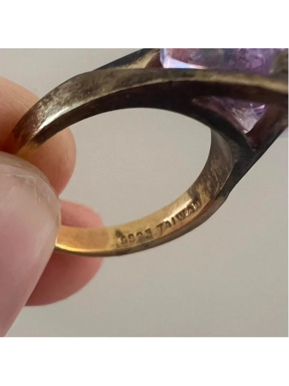 Purple amethyst ring with 925 sterling silver band